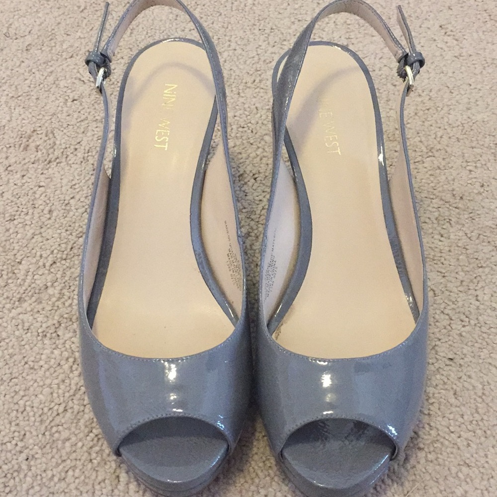 Nine West size 9 patten leather heels.